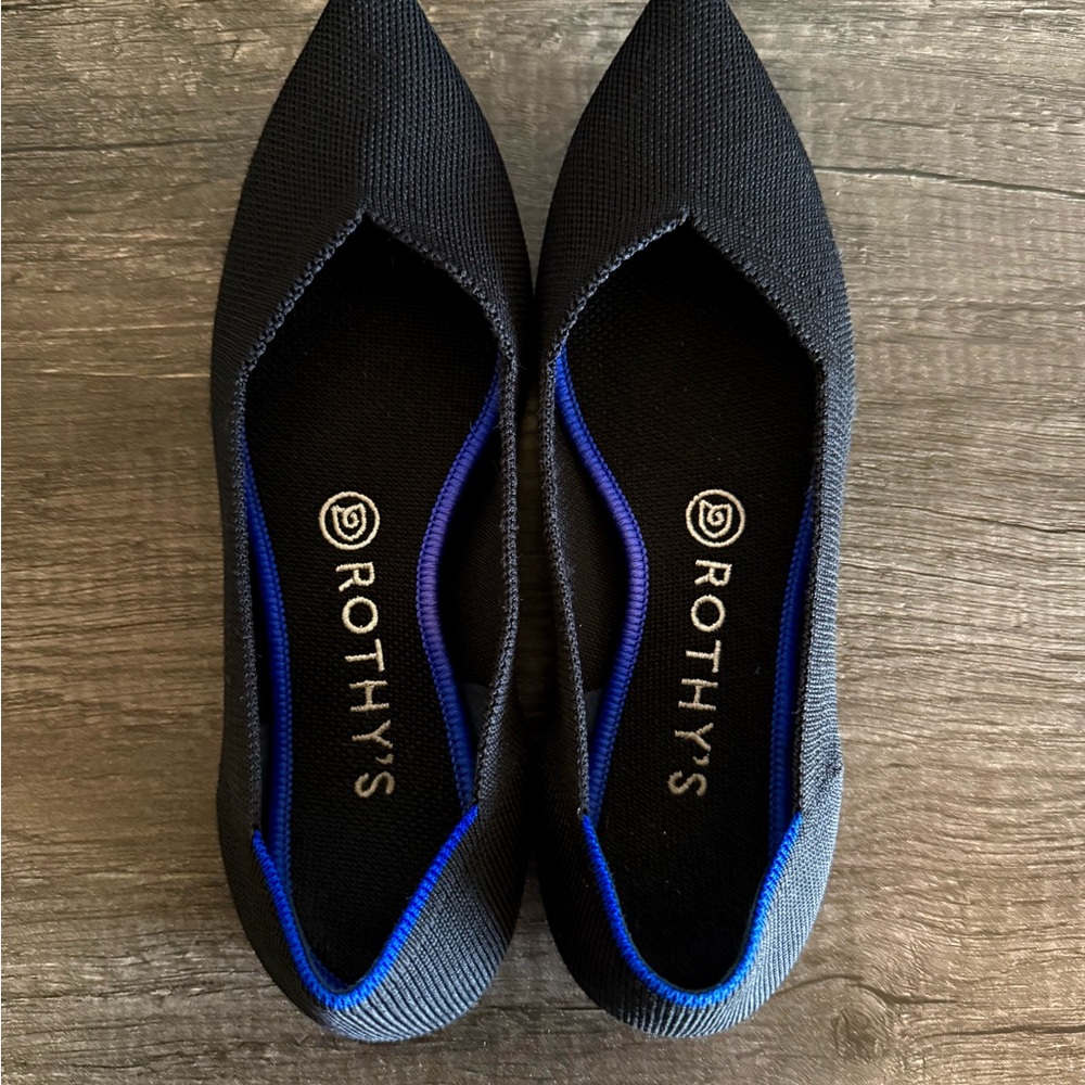 Rothy's Black Pointed Knit Flats with Blue Trim